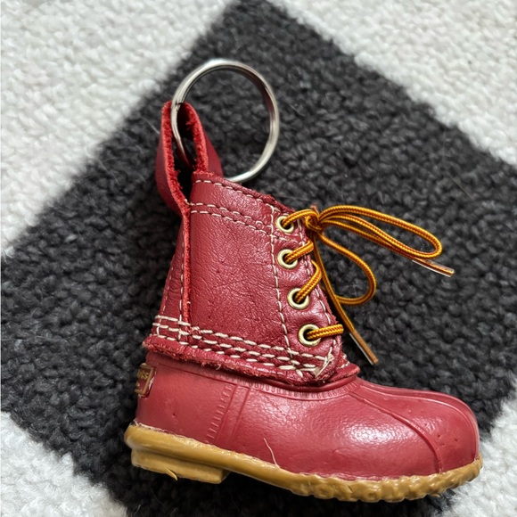 L.L. Bean Mini Red Bean Boot Keychain Bag Charm - Picture 7 of 10